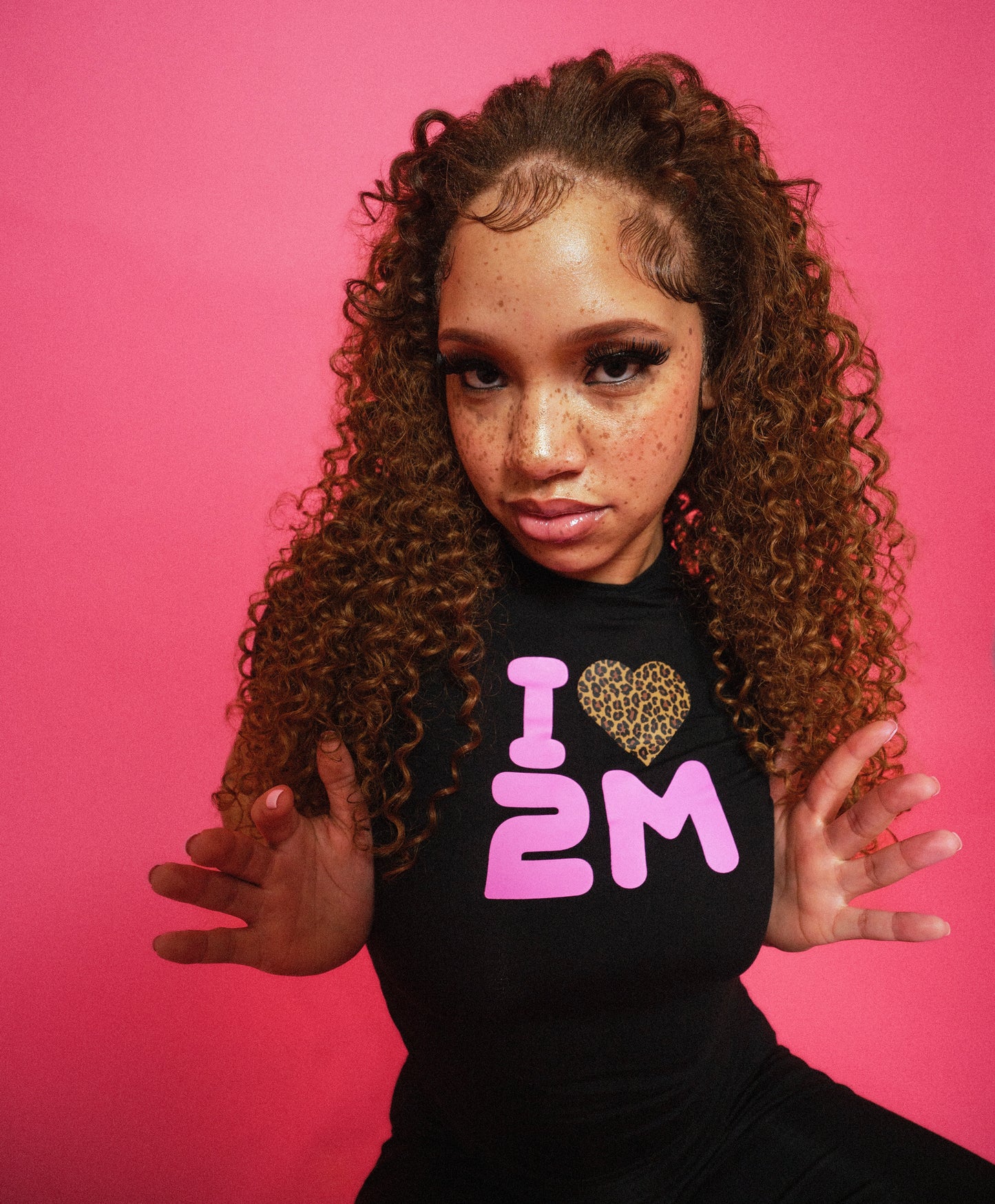I <3 2M Vintage Baby Tee (Black)